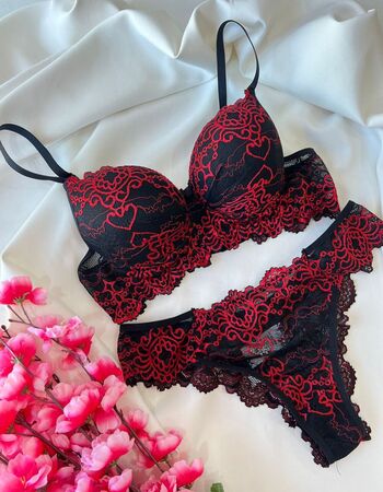 imagem CONJUNTO PREMIUM PRETO VERMELHO2